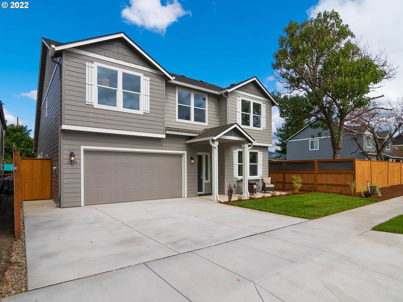 1238 Woodside - Photo 1