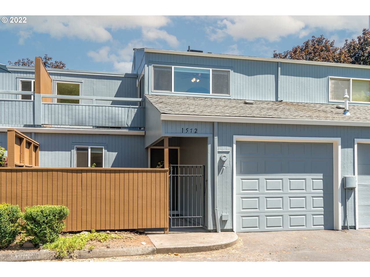 1572 Tanasbrook Ct - Photo 1