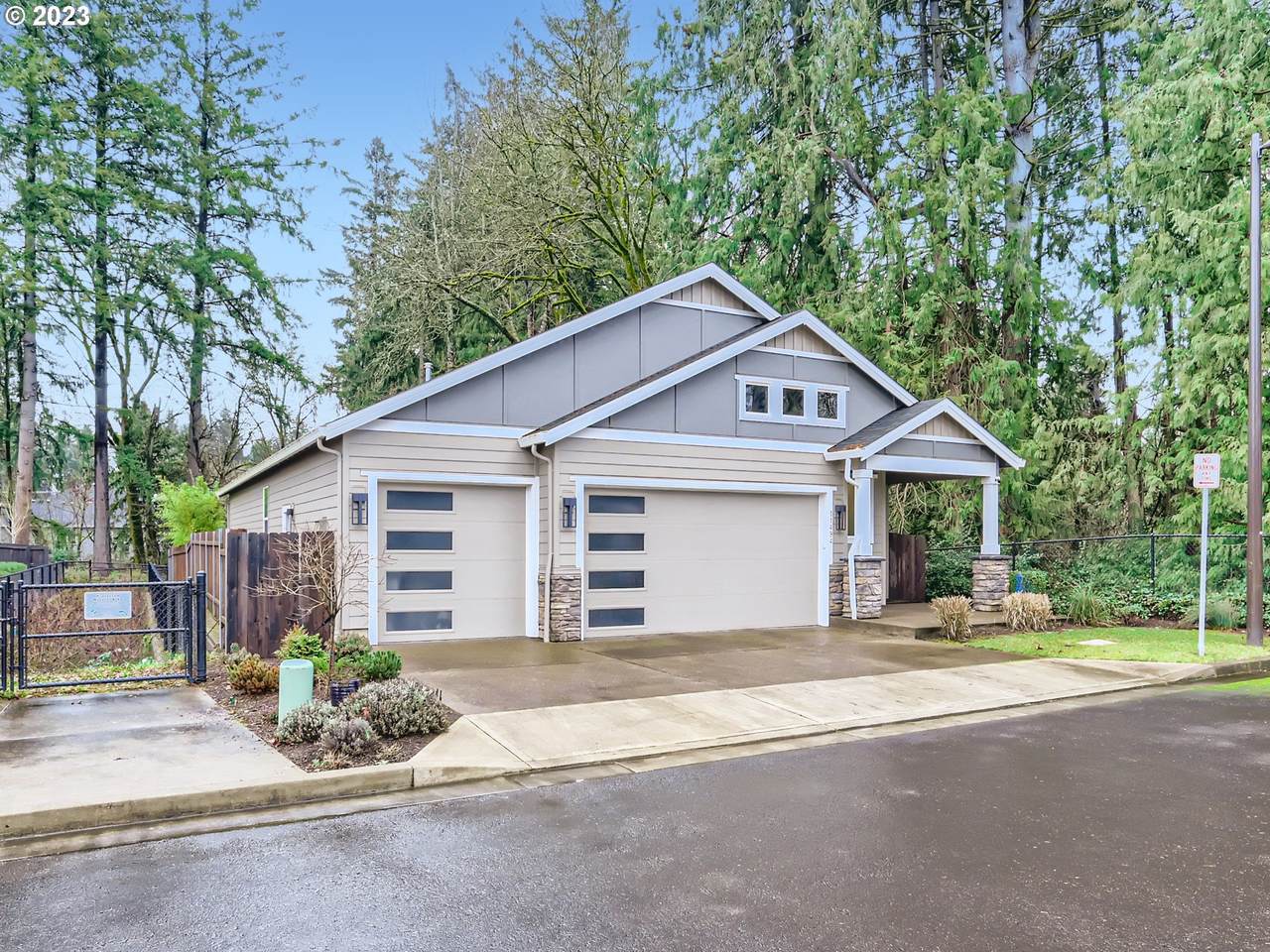 11494 Gabriel St - Photo 1