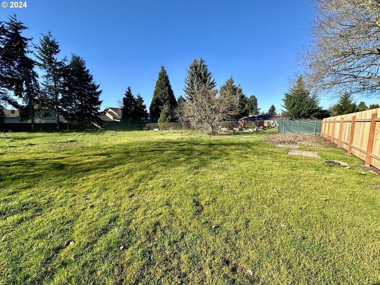2076 Irwin Lot 2 Way - Photo 1