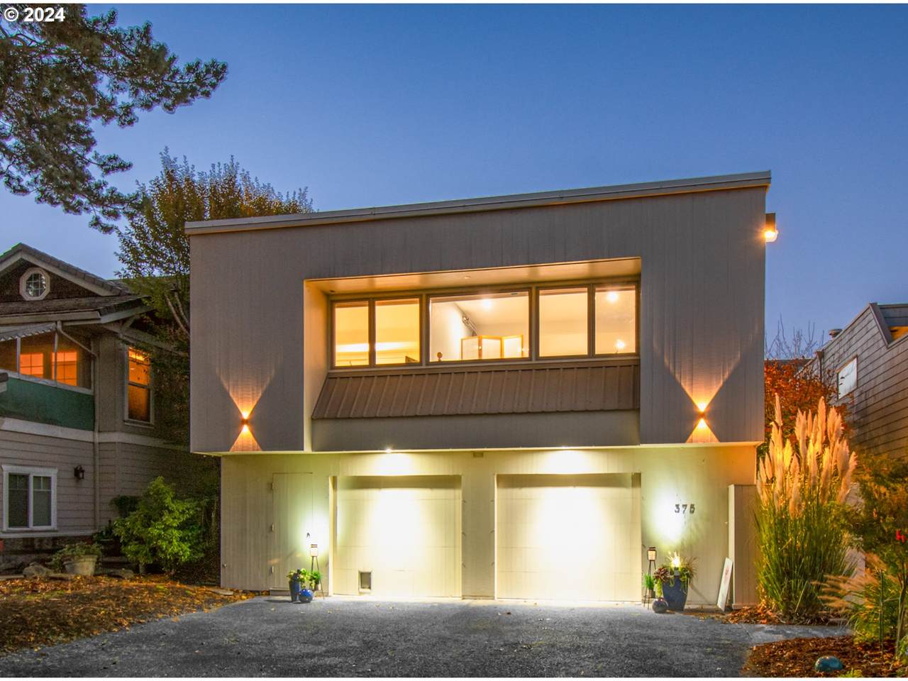 375 Lotus Beach Dr - Photo 1