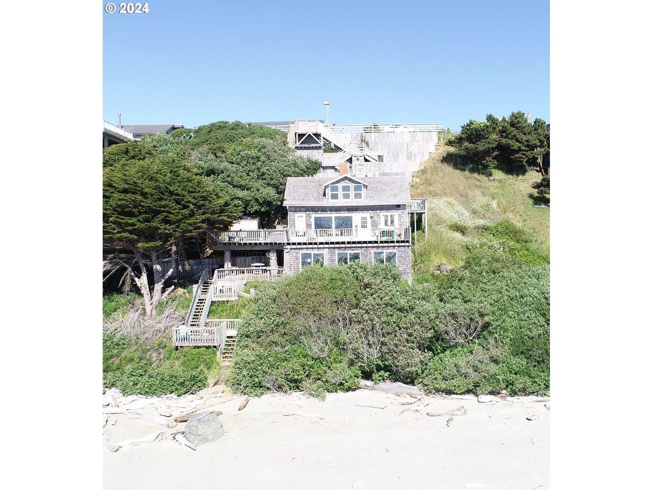 1490 Beach Loop Dr - Photo 1