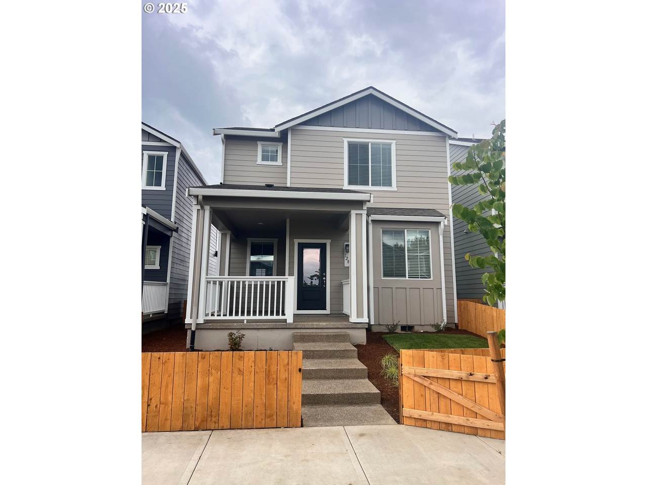 1281 Parkside Ave - Photo 1