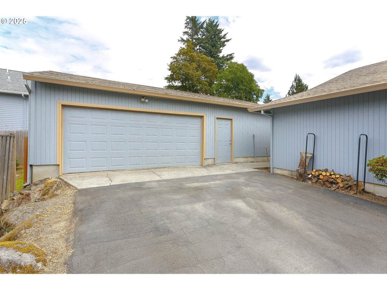 https://bt-photos.global.ssl.fastly.net/portland/1280_boomver_5_252267592-2.jpg