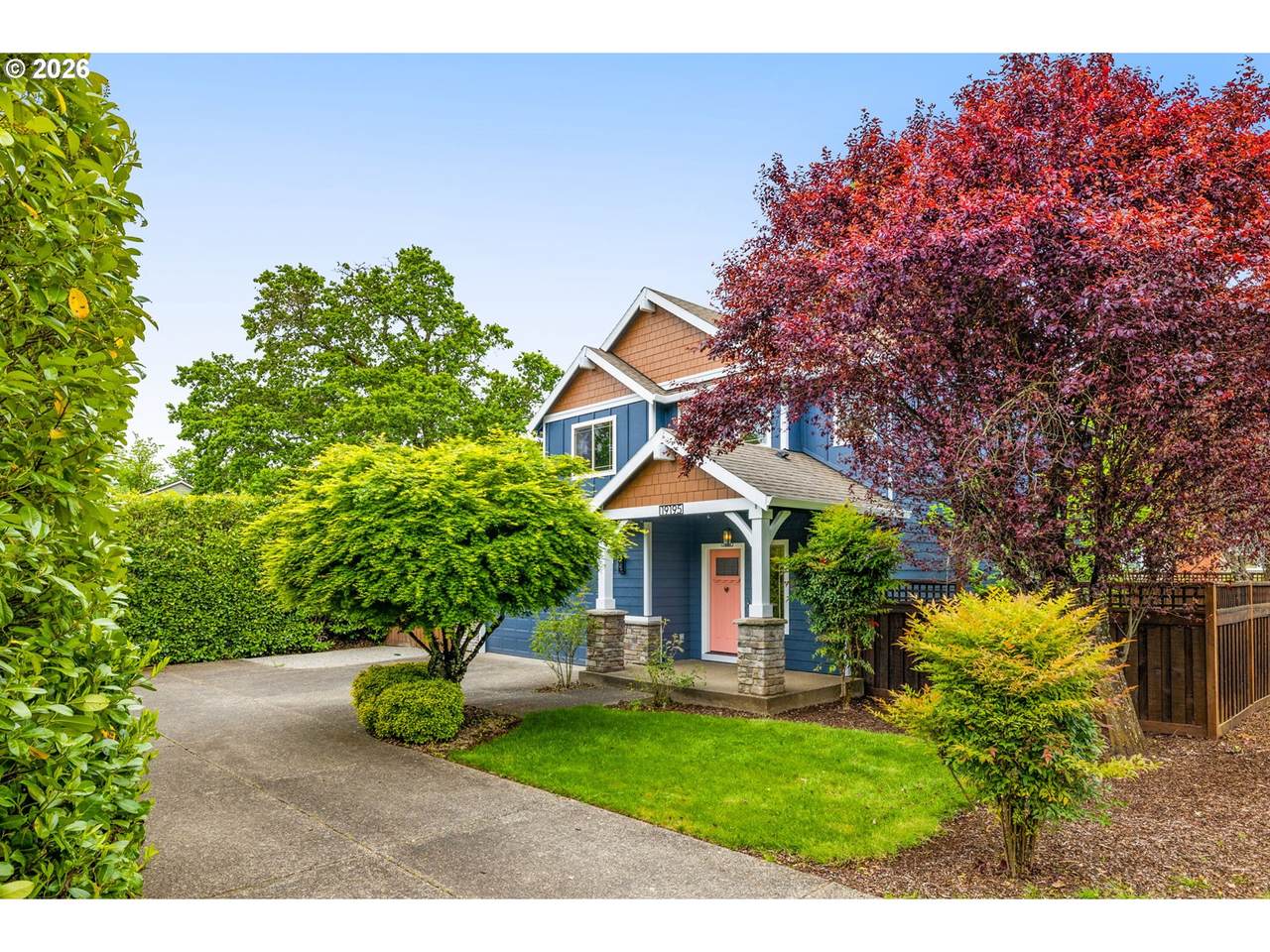 https://bt-photos.global.ssl.fastly.net/portland/1280_boomver_3_310290205-2.jpg