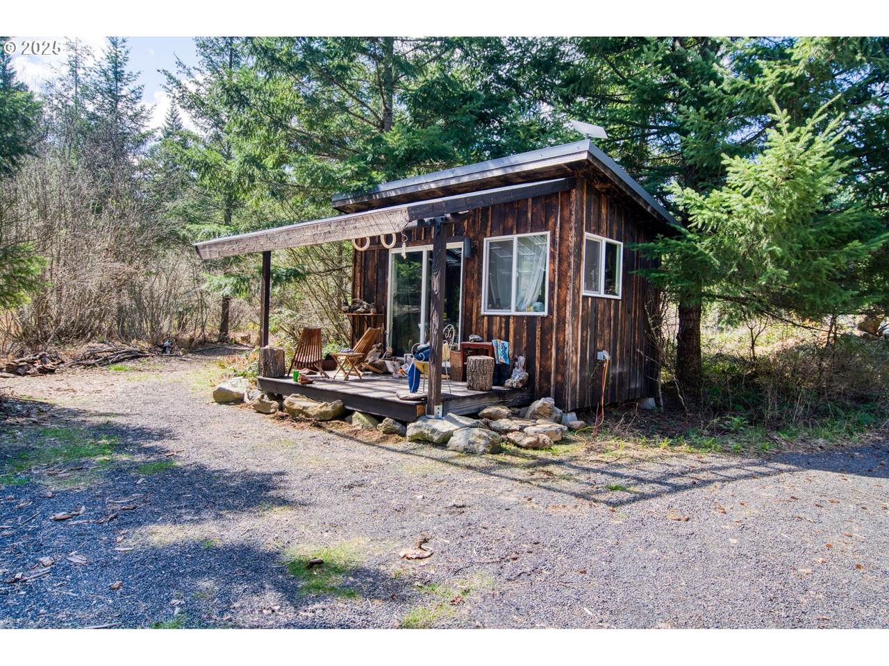 26 Thunderbird Rd - Photo 1