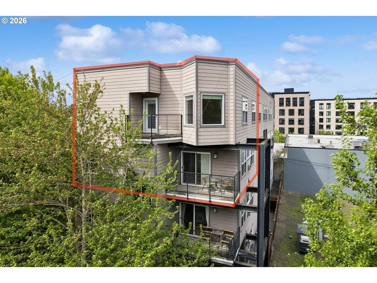 2241 Pettygrove St - Photo 1