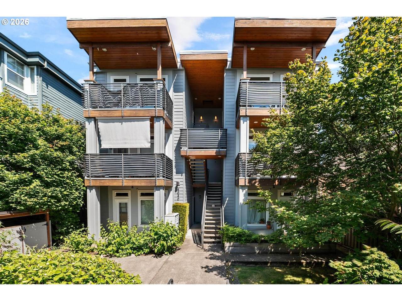 4040 Montana Ave - Photo 1