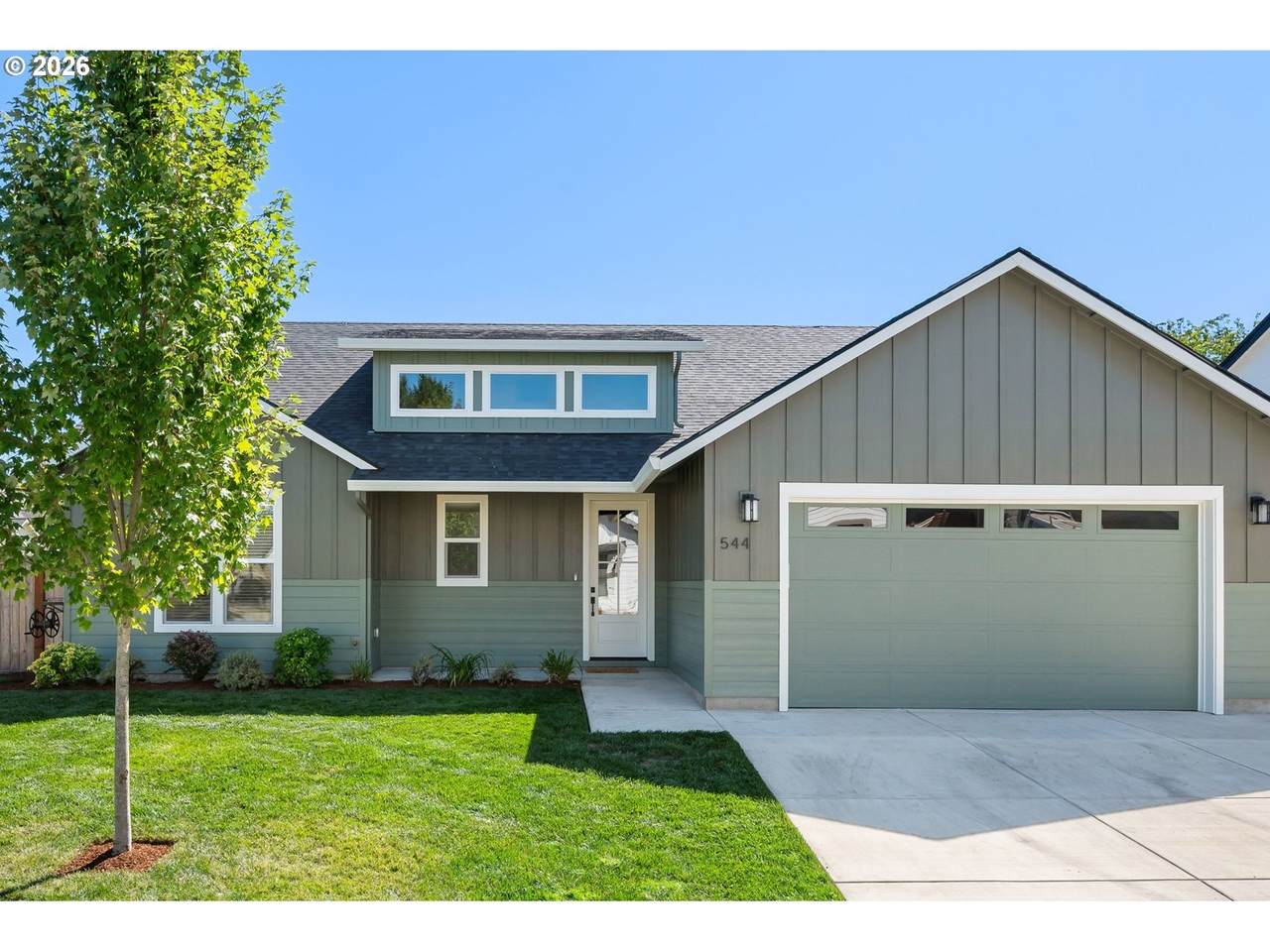 544 Buster Ln - Photo 1
