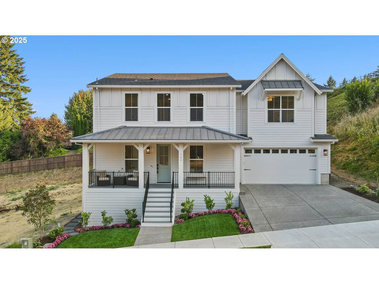 724 Glade Ave - Photo 1