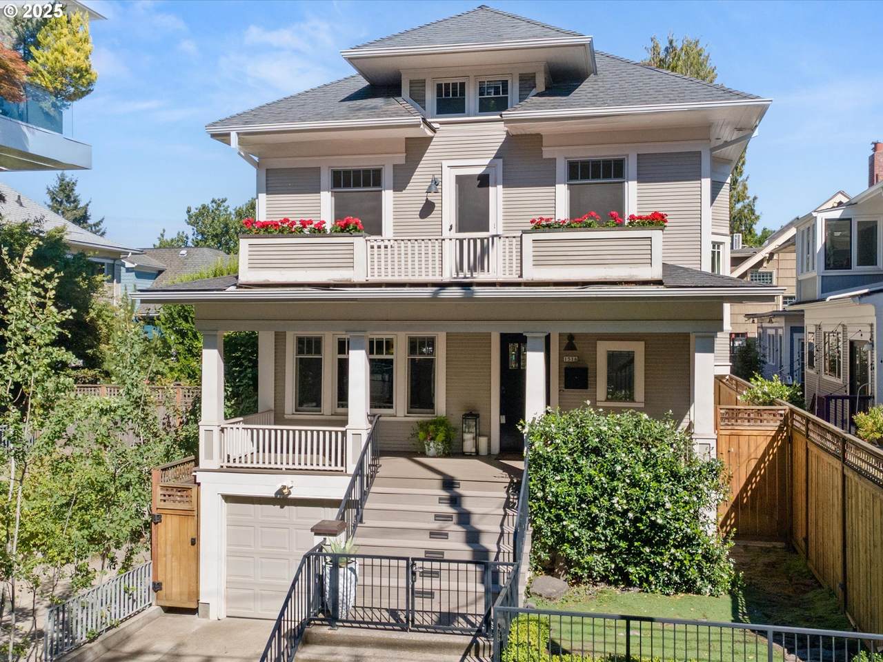 1516 25TH Ave - Photo 1