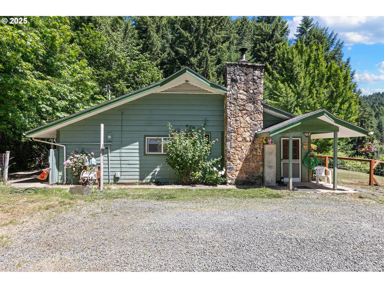 78544 Rat Creek Rd - Photo 1