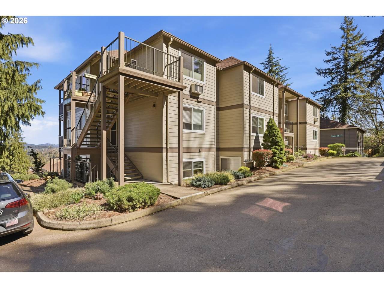 https://bt-photos.global.ssl.fastly.net/portland/1280_boomver_3_358555434-2.jpg
