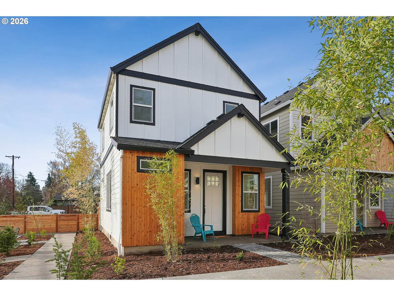 9556 91ST Ave - Photo 1