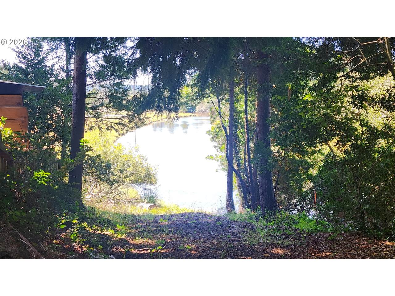 https://bt-photos.global.ssl.fastly.net/portland/1280_boomver_1_383225960-2.jpg