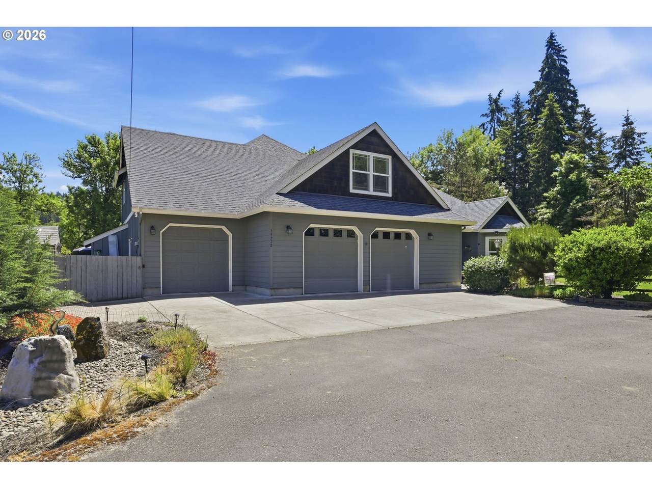 https://bt-photos.global.ssl.fastly.net/portland/orig_boomver_4_387089289-2.jpg