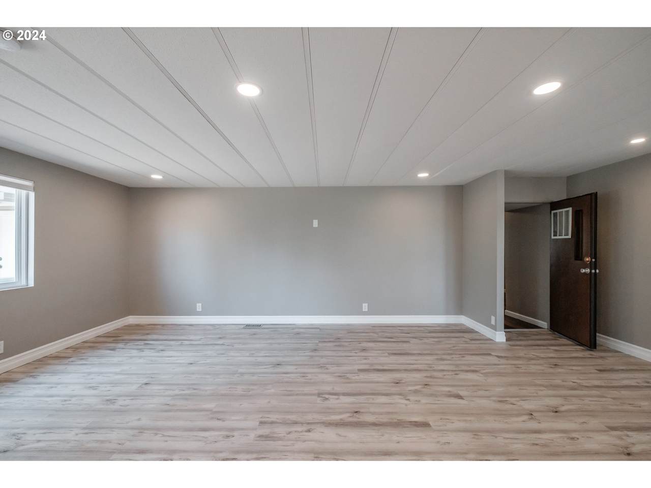 https://bt-photos.global.ssl.fastly.net/portland/1280_boomver_1_393508031-2.jpg