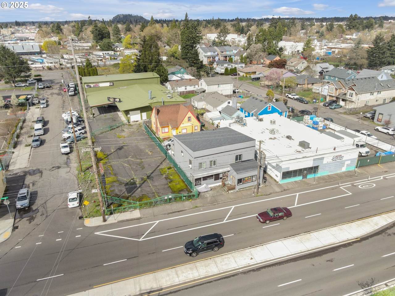 8325 8329 Division St - Photo 1