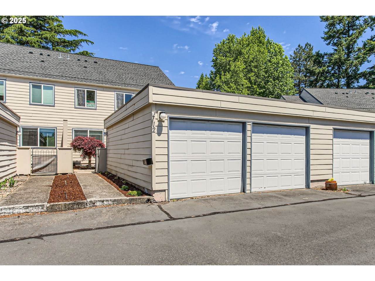 220 Village Squire Ave - Photo 1