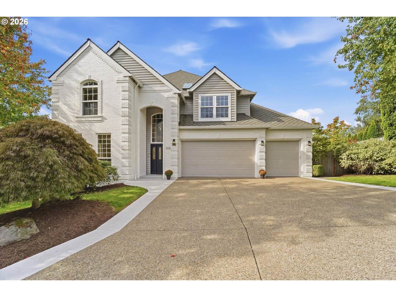 1915 Columbine Ln - Photo 1