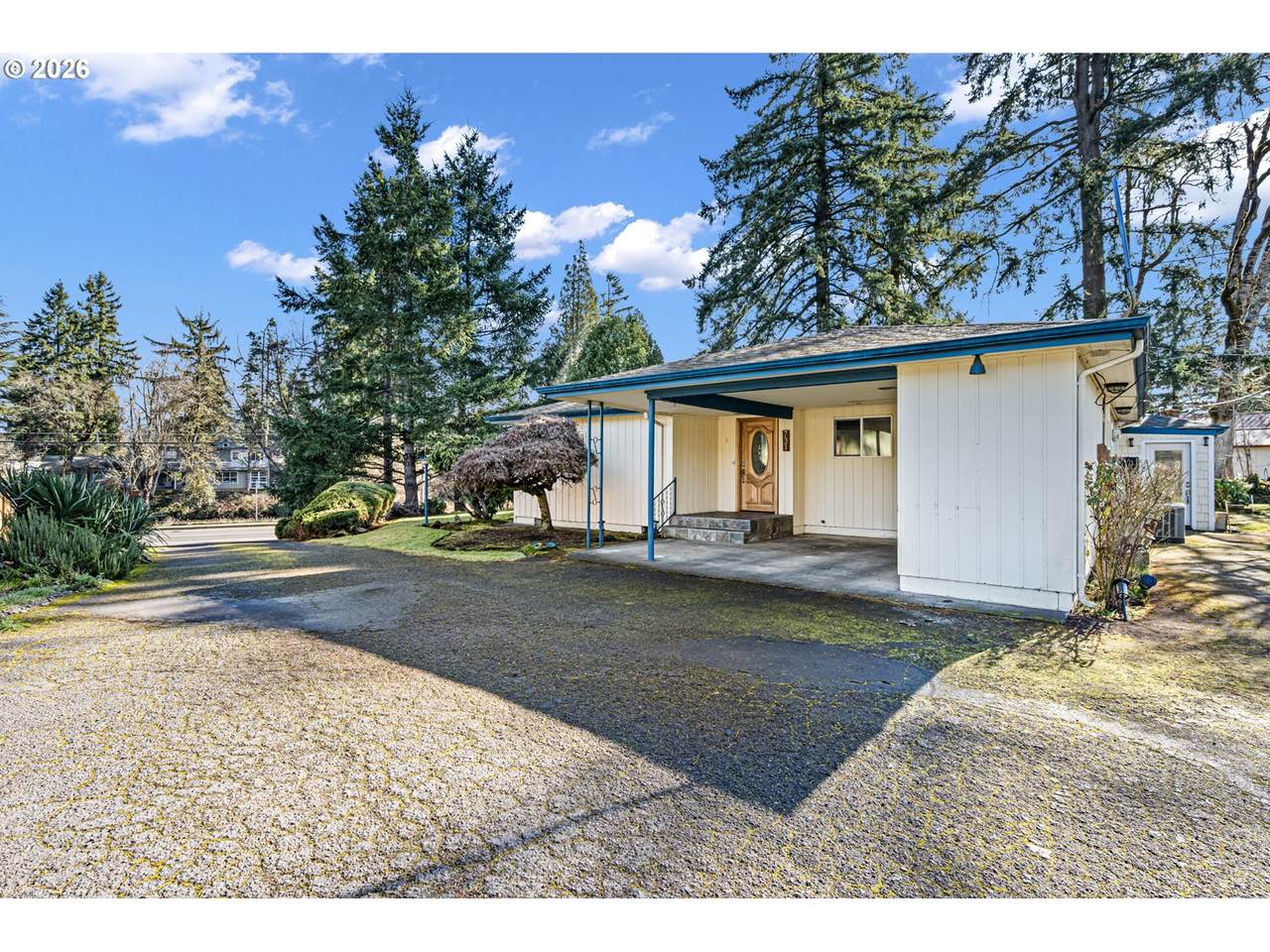 731 River Rd - Photo 1