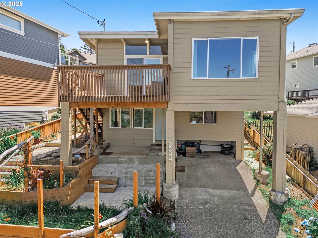 3244 Oar Dr - Photo 1
