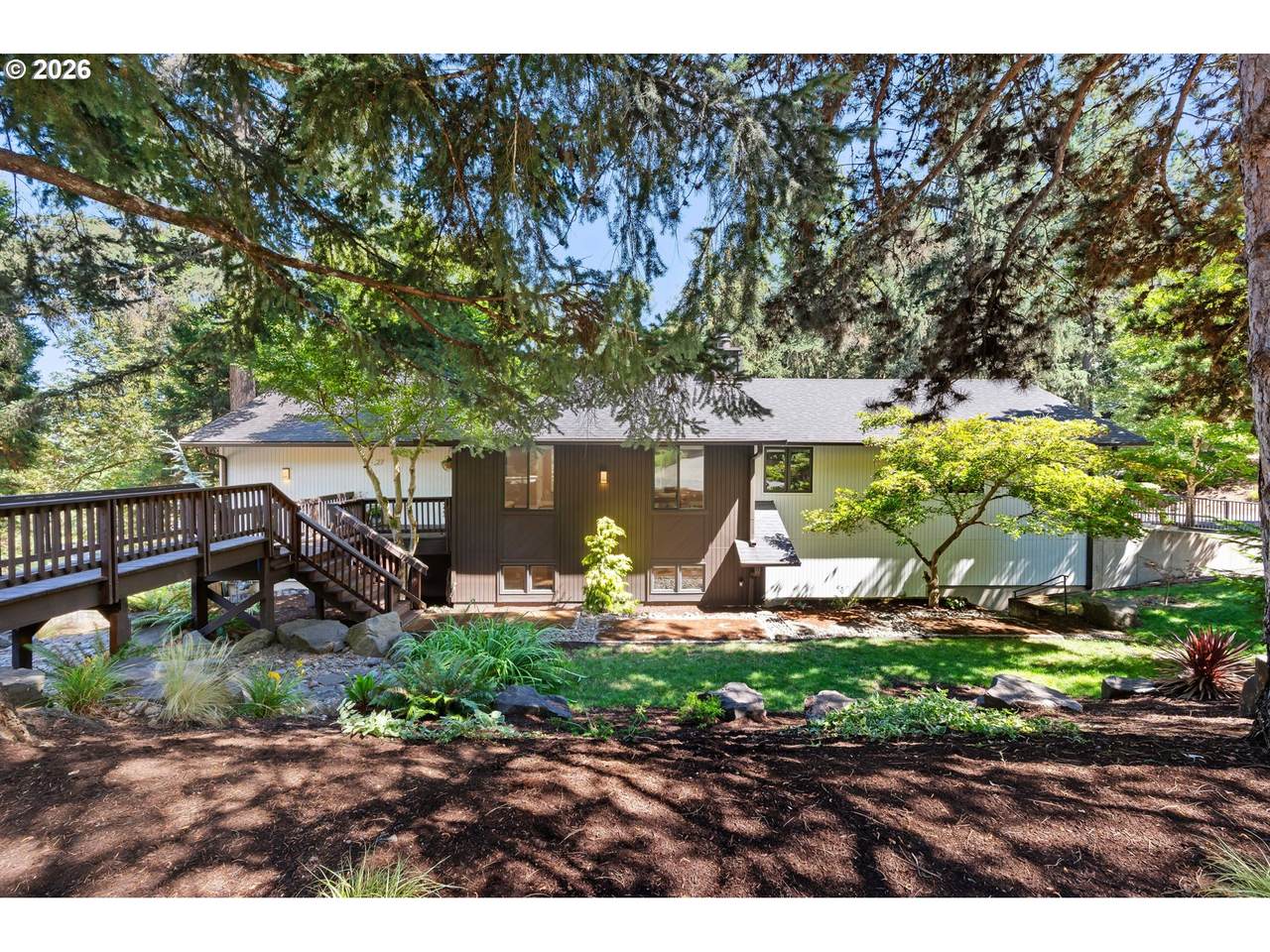 27 Marlboro Ln - Photo 1