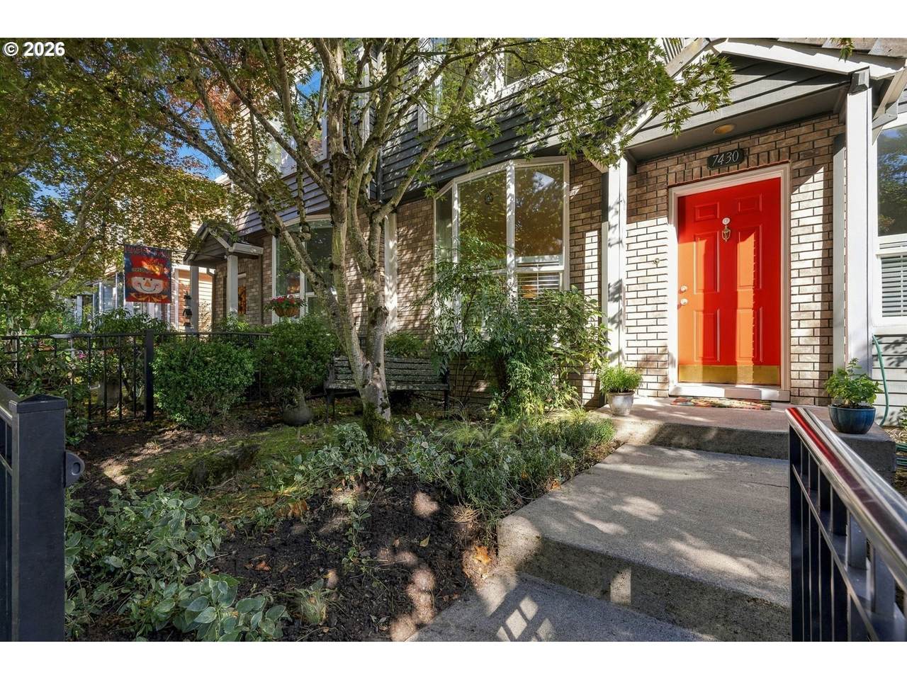 7430 Capitol Hwy - Photo 1