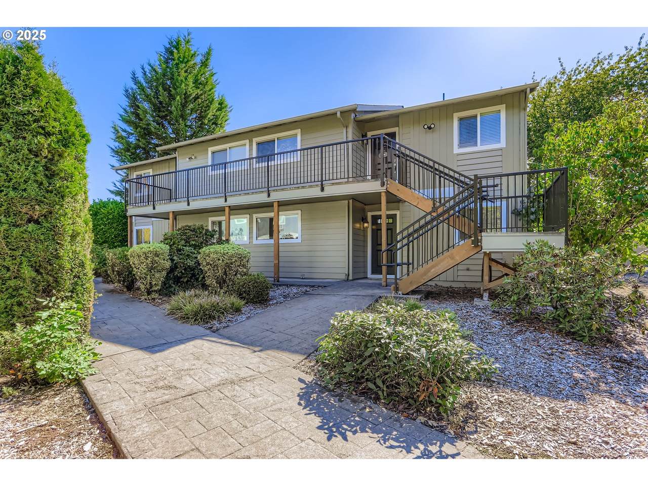 1950 143RD Ave - Photo 1