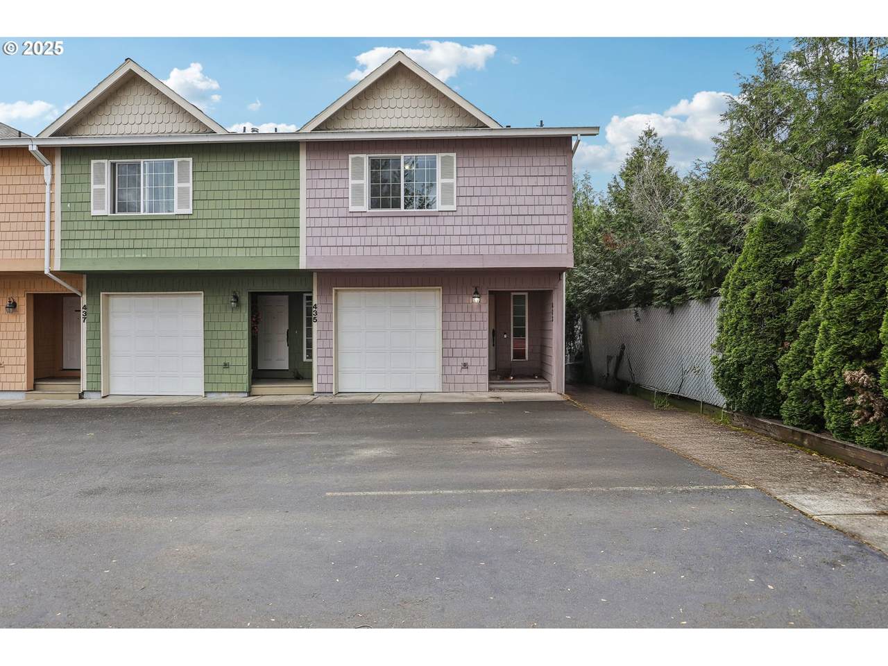 433 Harris Ln - Photo 1