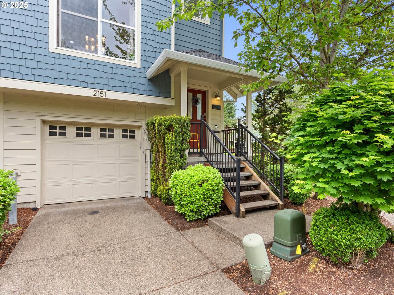 2151 Redelfs Way - Photo 1