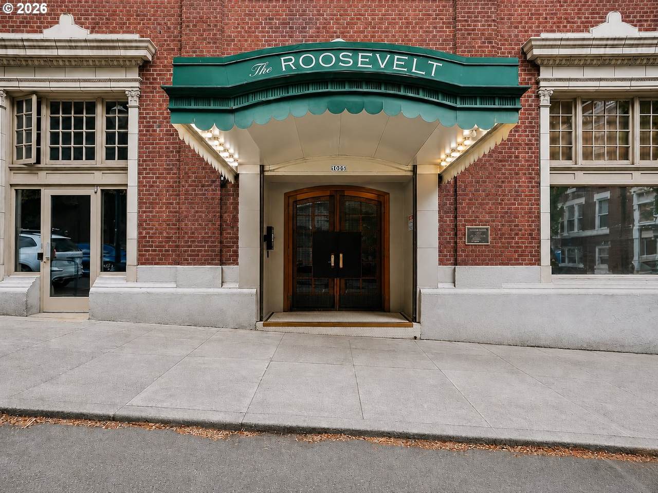 https://bt-photos.global.ssl.fastly.net/portland/1280_boomver_1_571449865-2.jpg