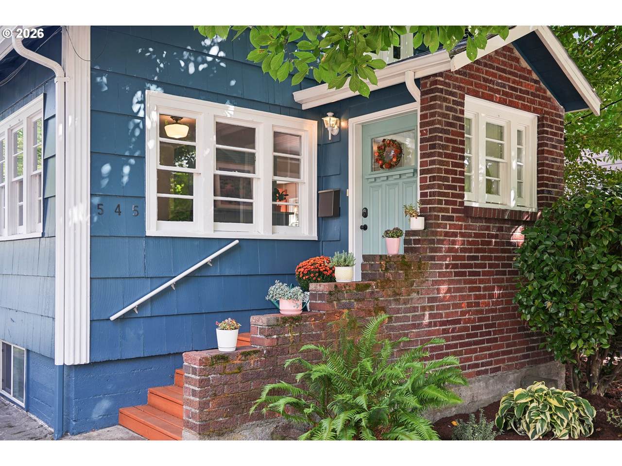 545 Baldwin St - Photo 1
