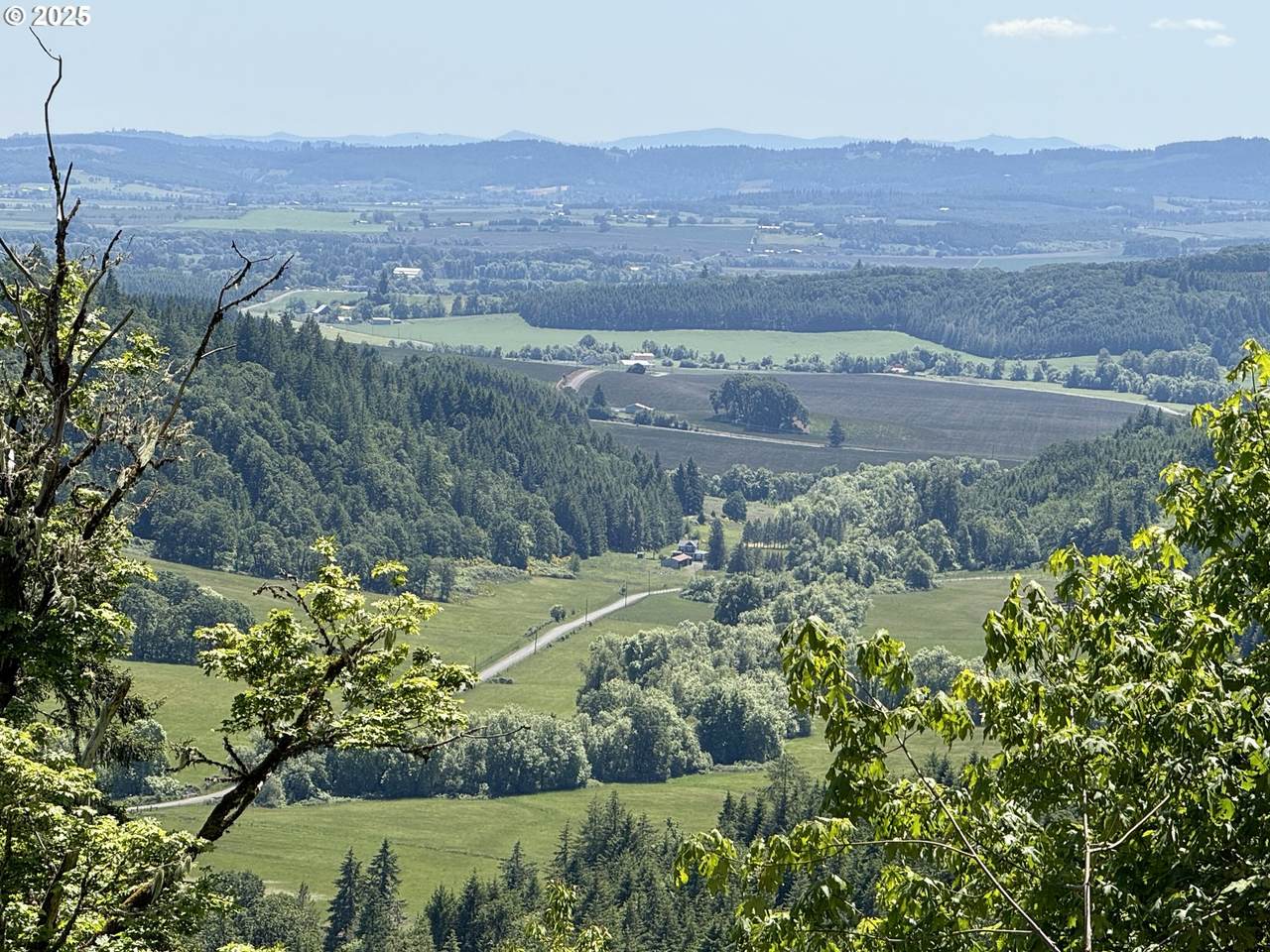https://bt-photos.global.ssl.fastly.net/portland/1280_boomver_3_598543202-2.jpg