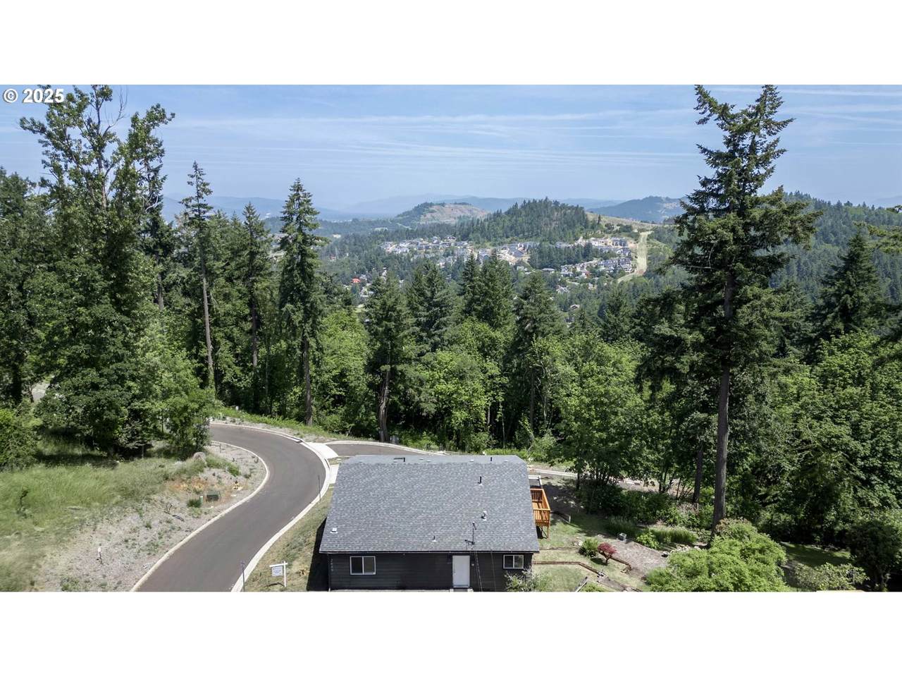 https://bt-photos.global.ssl.fastly.net/portland/1280_boomver_7_642061338-2.jpg