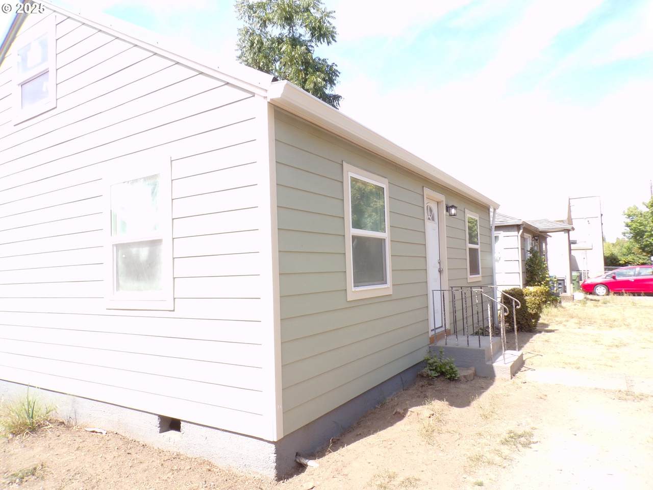 1925 Liberty St - Photo 1