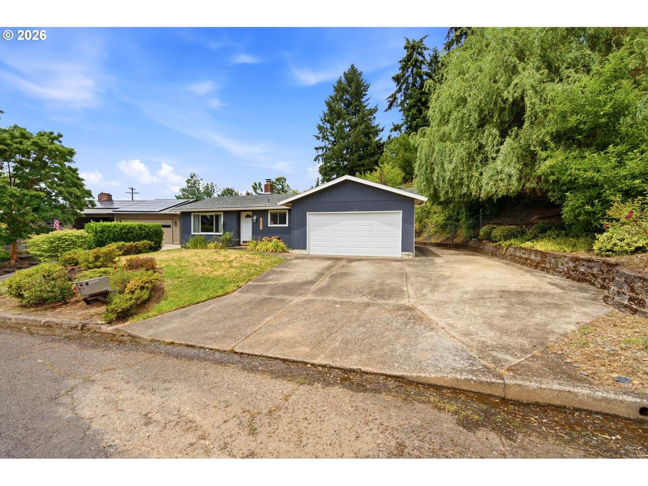 5655 Colony Cir - Photo 1