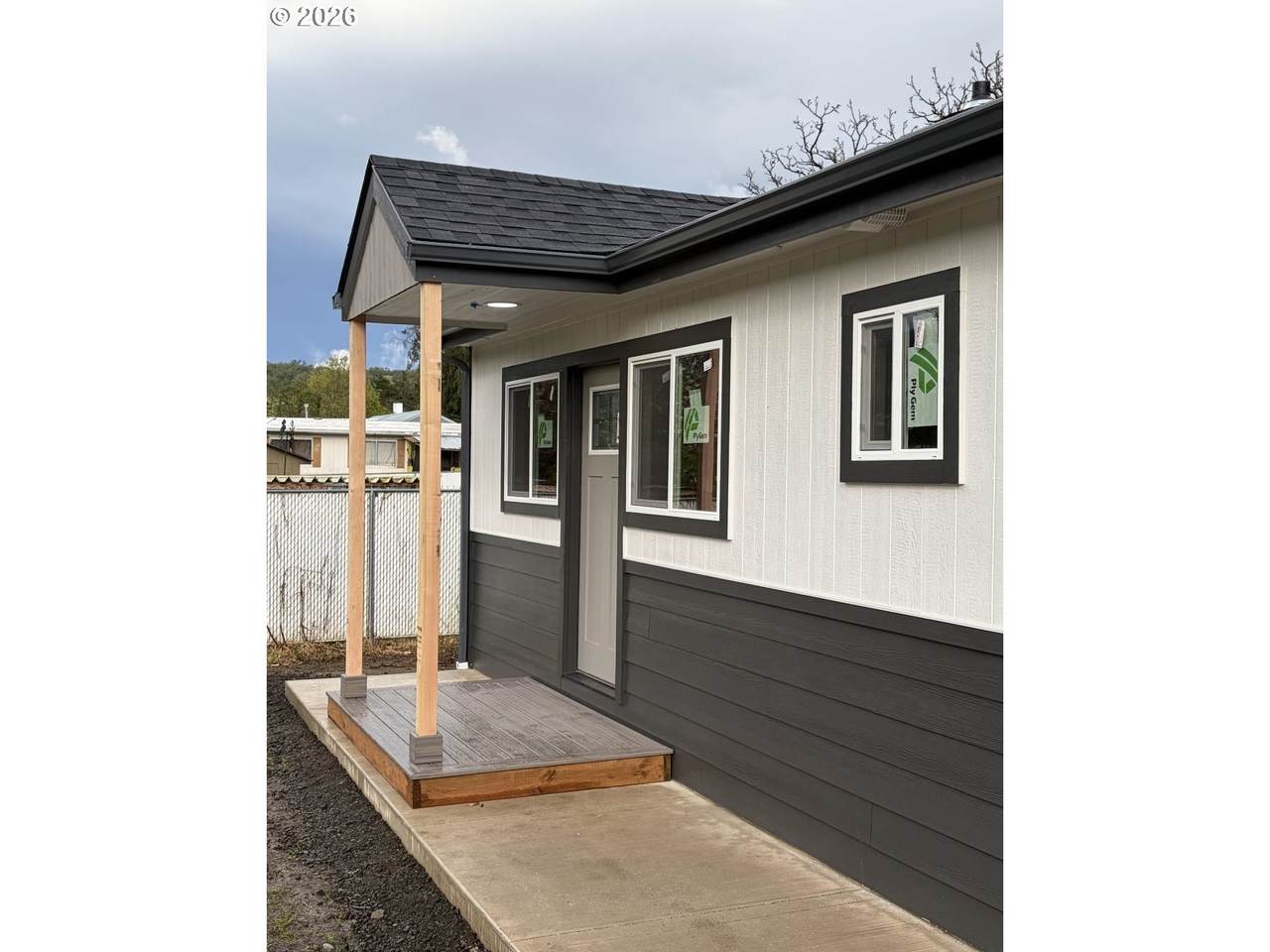 https://bt-photos.global.ssl.fastly.net/portland/1280_boomver_1_780299657-2.jpg