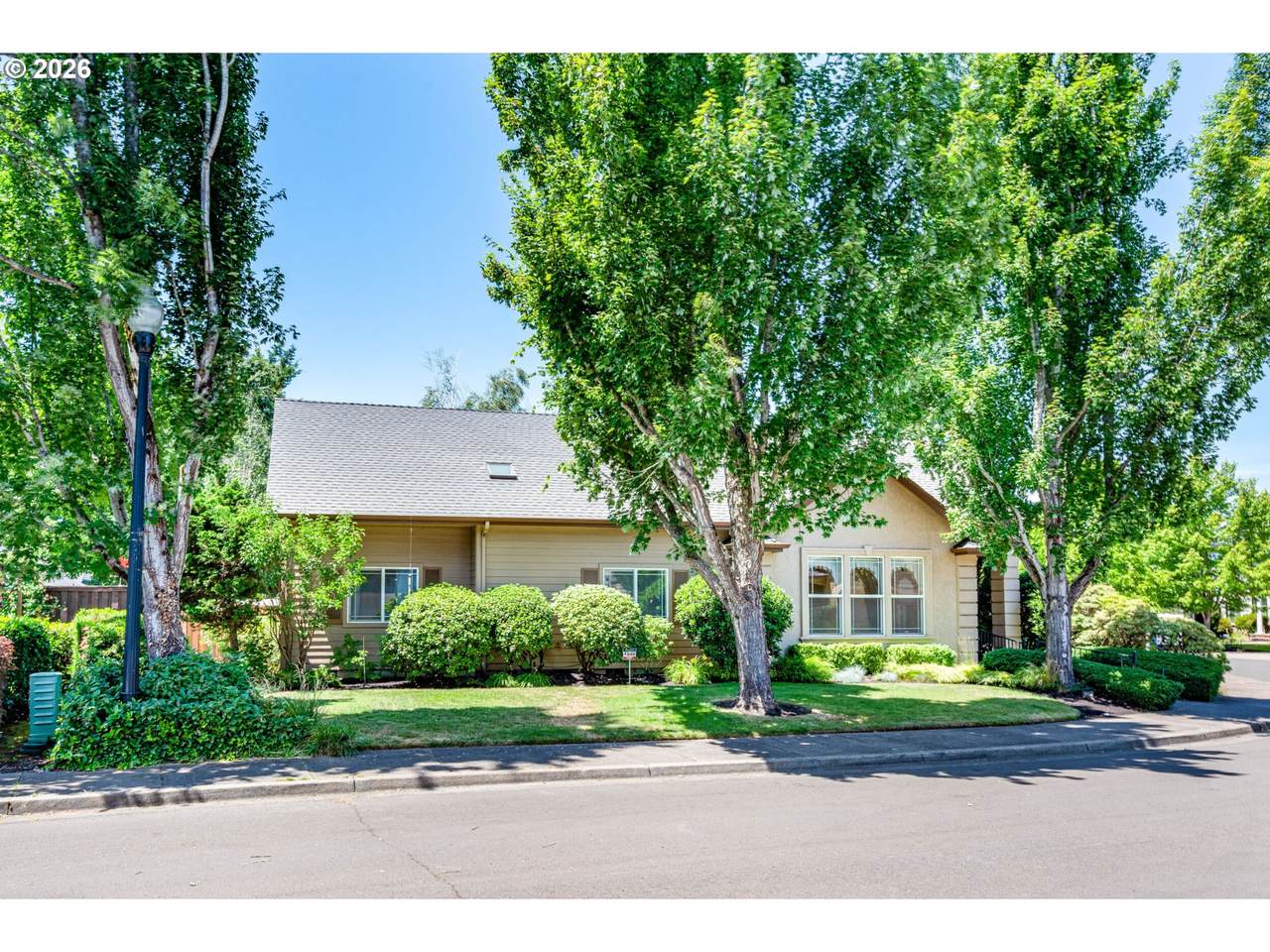 1243 Delrose Dr - Photo 1