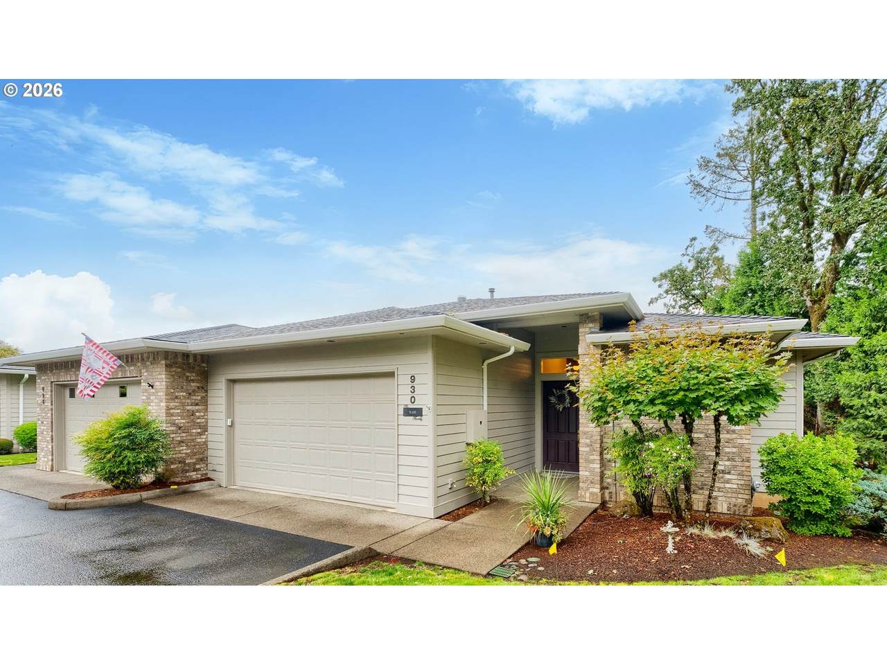 930 Sahalee Ct - Photo 1