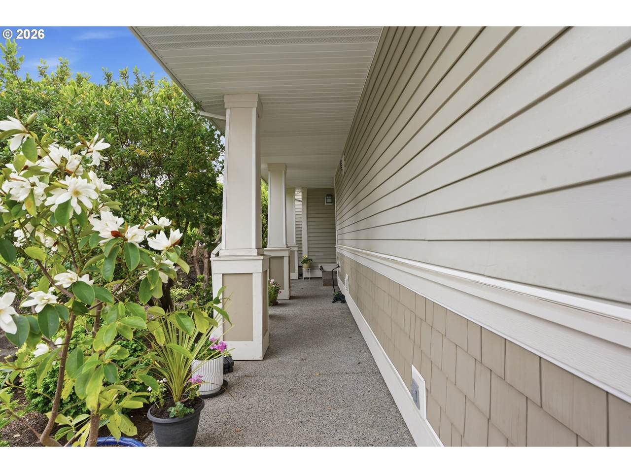 https://bt-photos.global.ssl.fastly.net/portland/1280_boomver_4_128016917-2.jpg