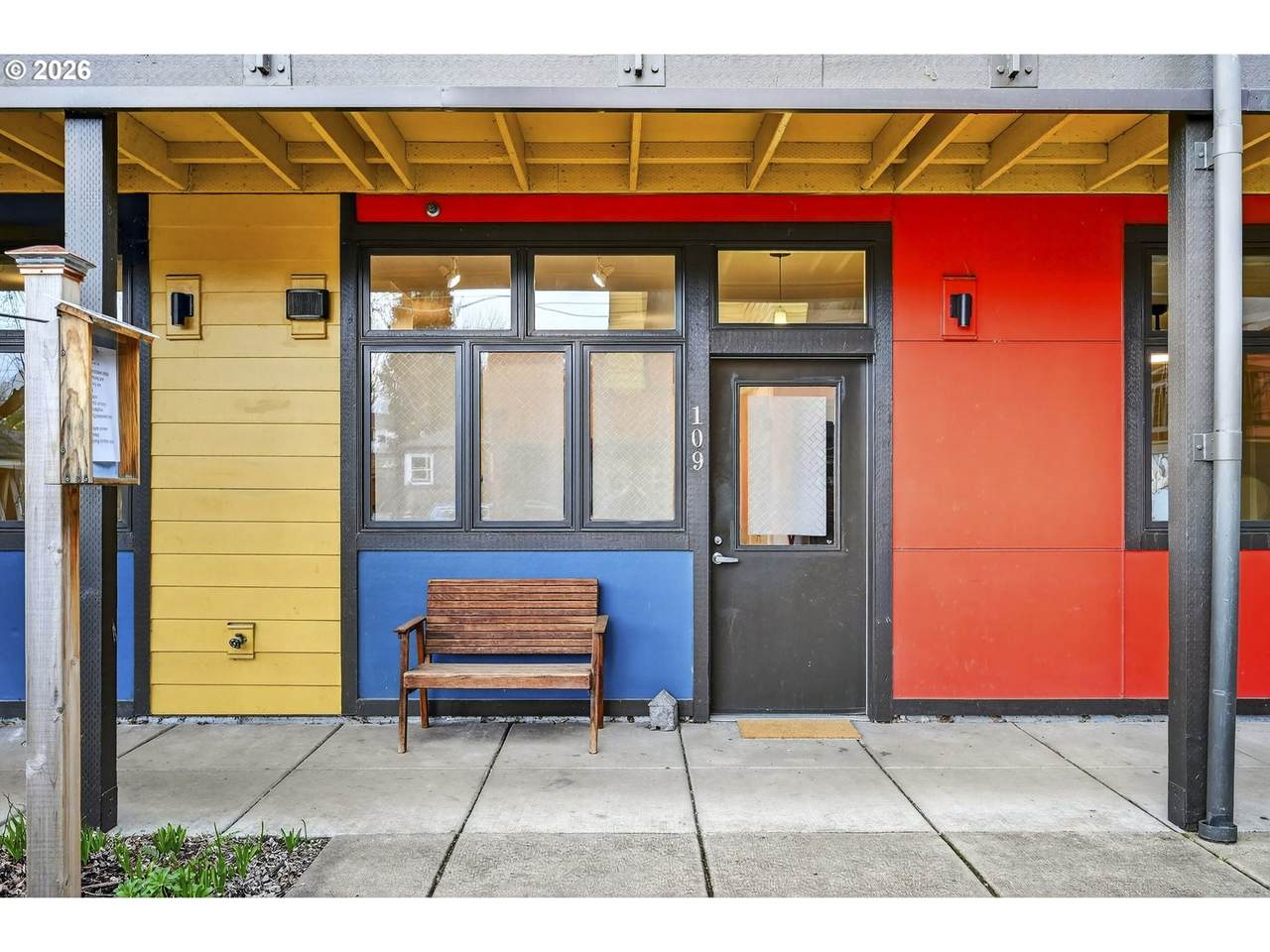2525 Killingsworth St - Photo 1