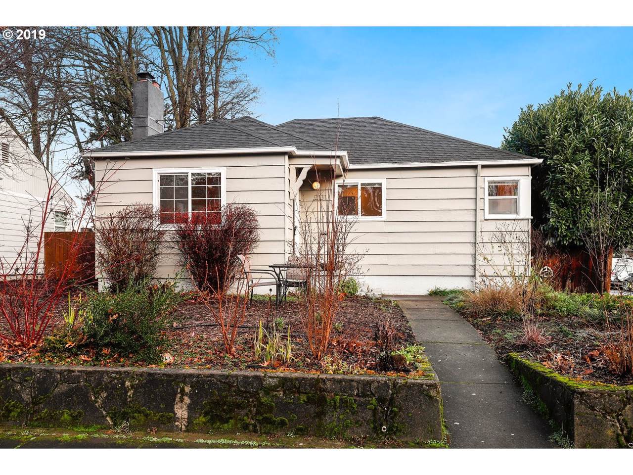 2131 Saratoga St - Photo 1