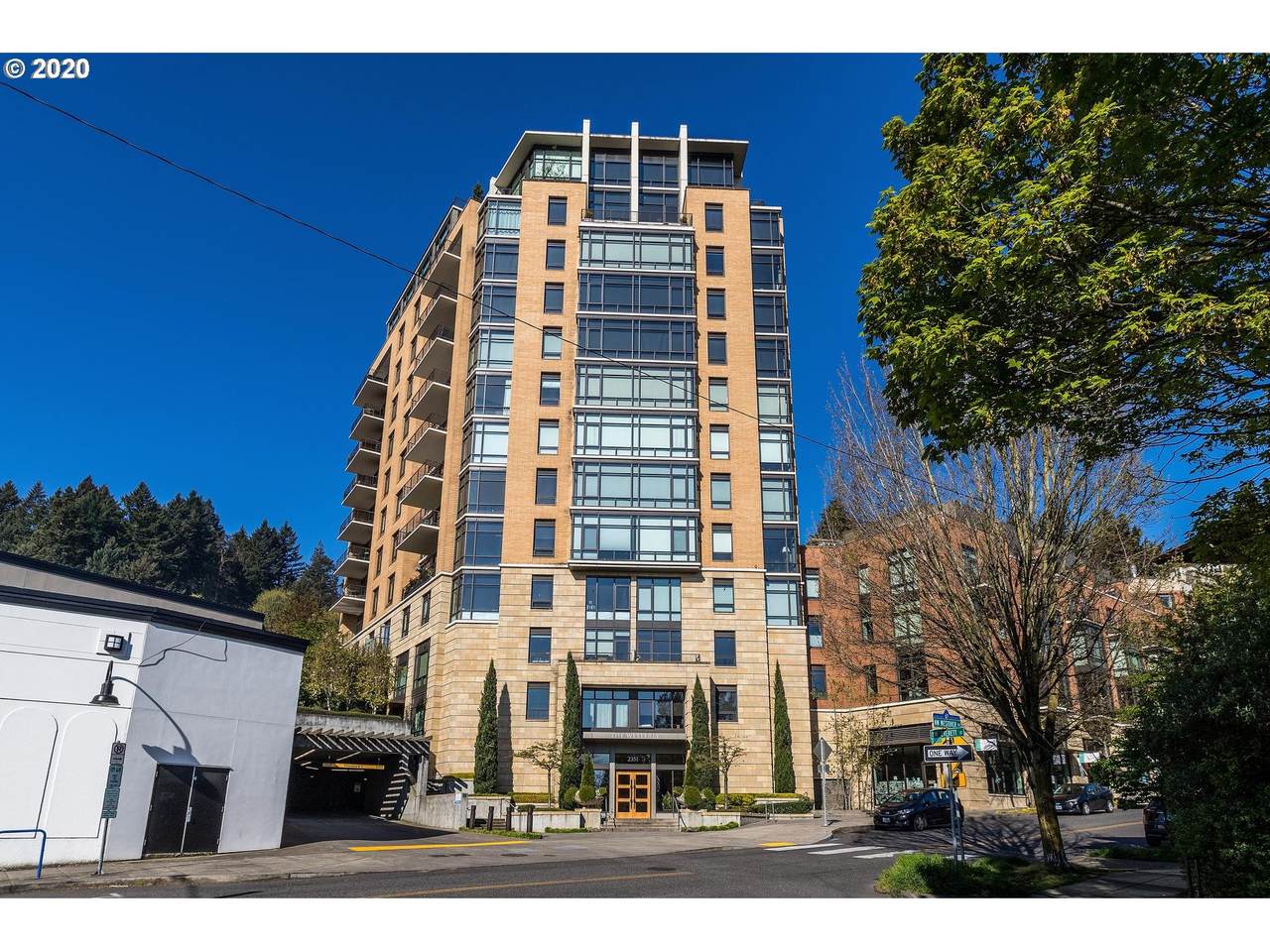 2351 Westover Rd - Photo 1