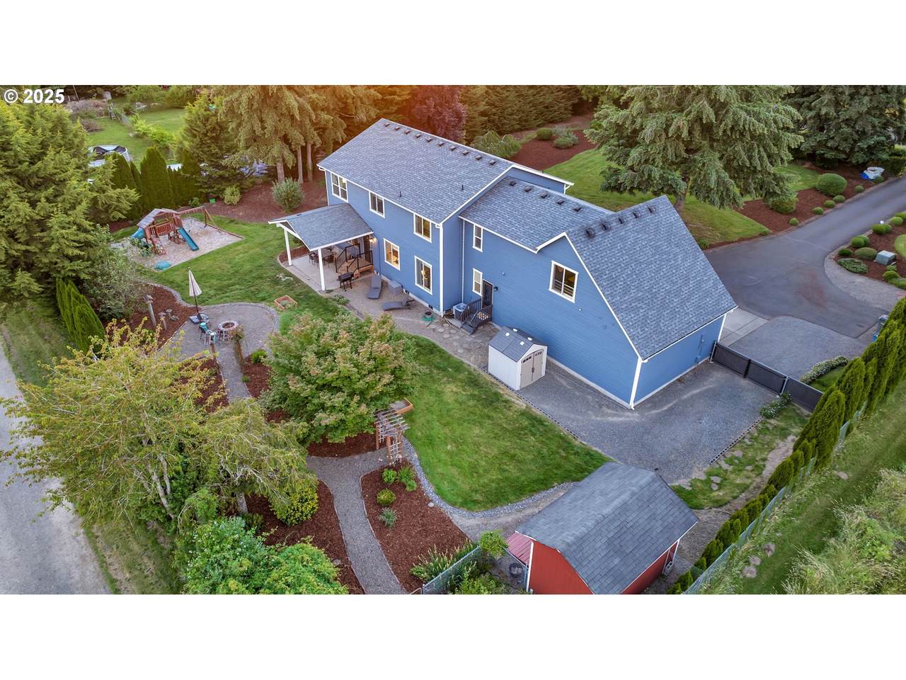 https://bt-photos.global.ssl.fastly.net/portland/1280_boomver_13_203586382-2.jpg