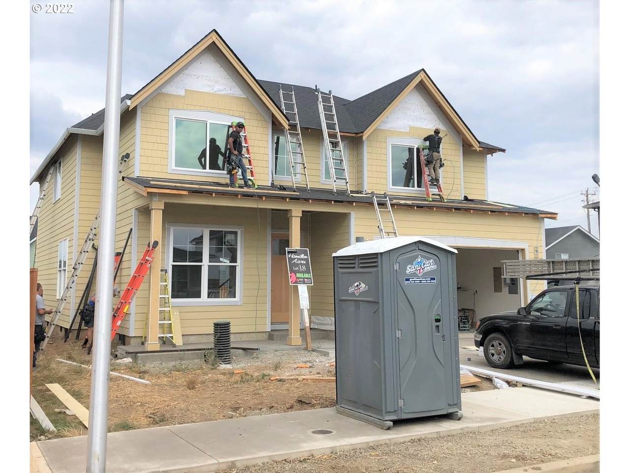 1048 15TH Ave - Photo 1