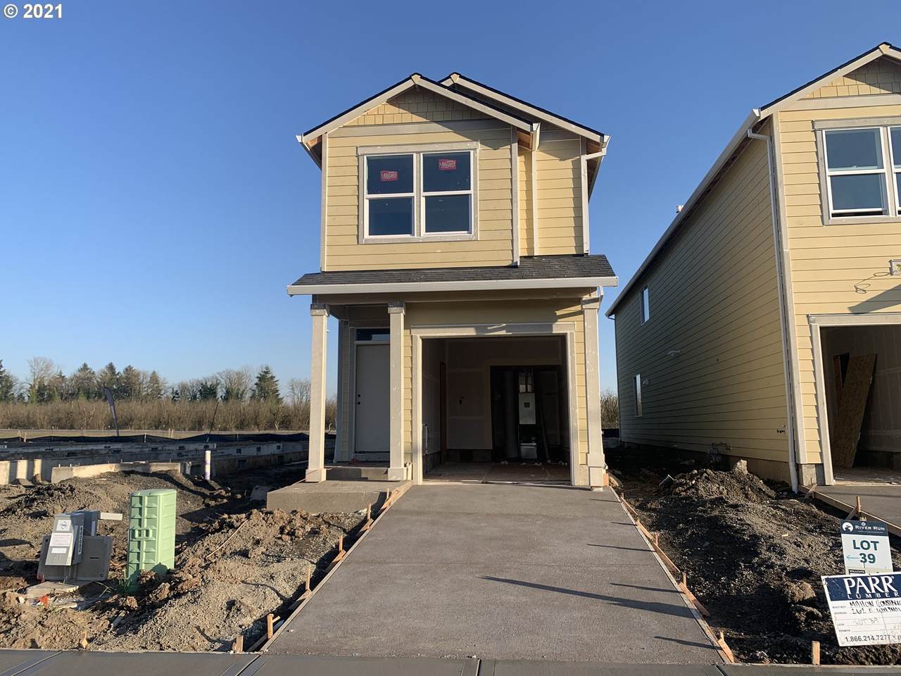 262 Wayno Way - Photo 1