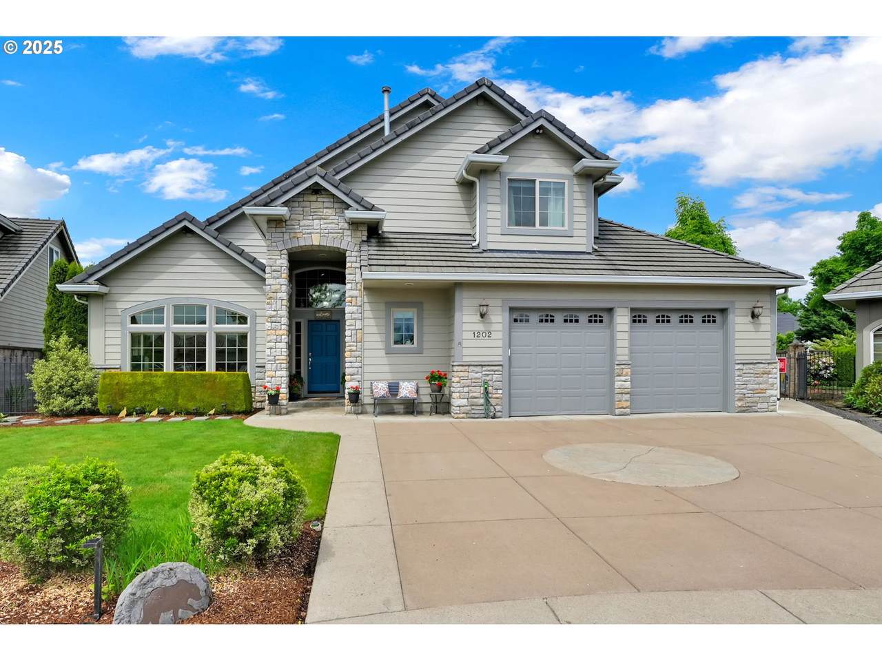1202 Spyglass Ct - Photo 1