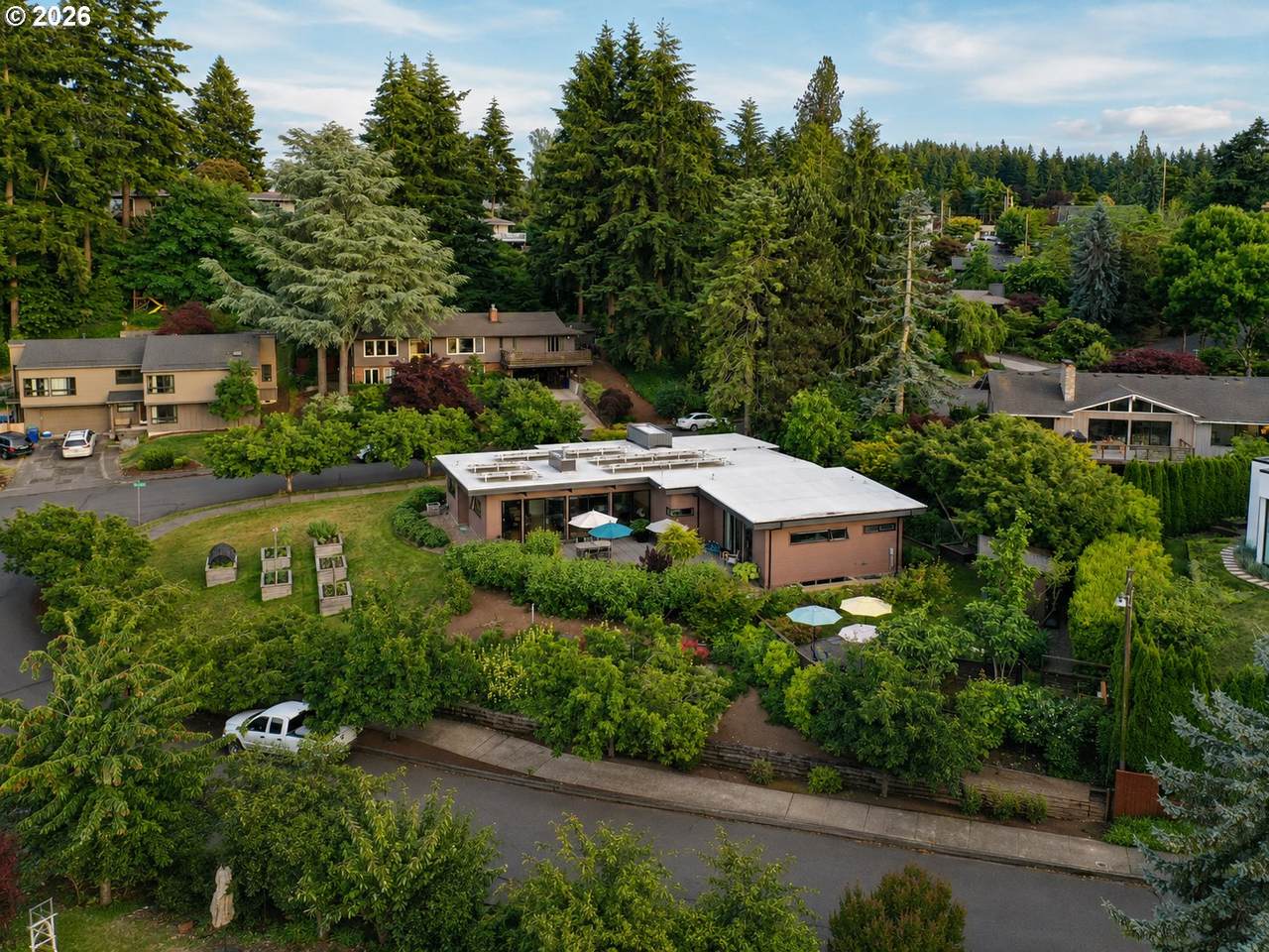 https://bt-photos.global.ssl.fastly.net/portland/1280_boomver_4_241339233-2.jpg