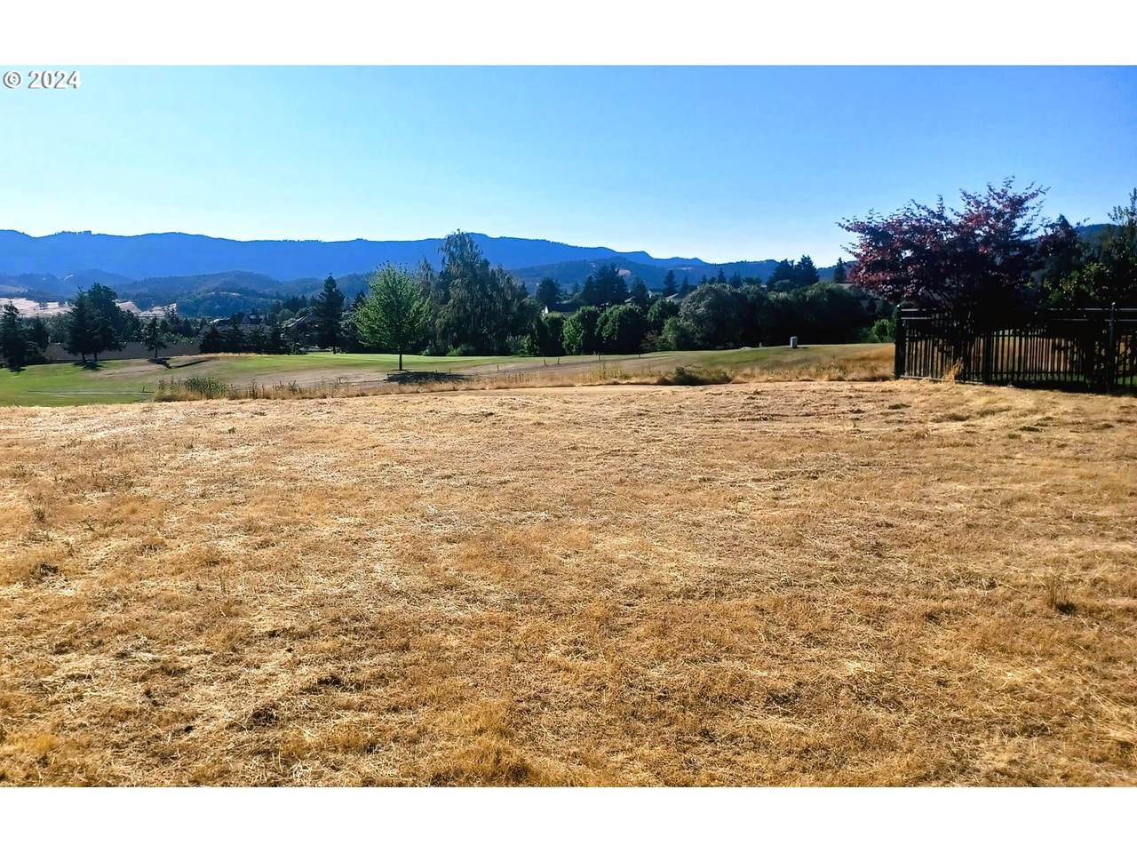 429 Fairway Estates Dr - Photo 1